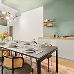 Premium Farbenfrohes Urban Hideaway & Parkplatz Διαμέρισμα *