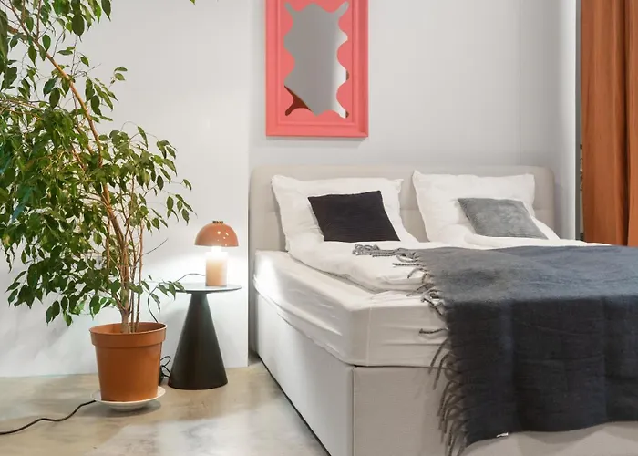 Premium Farbenfrohes Urban Hideaway & Parkplatz Apartmán