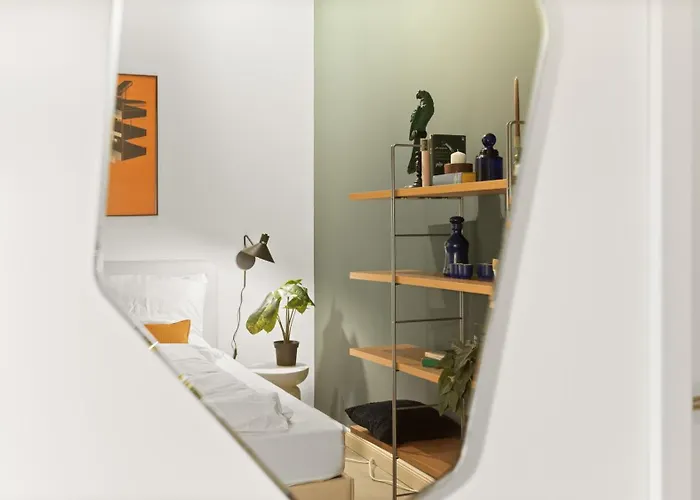 Premium Farbenfrohes Urban Hideaway & Parkplatz Apartmán *