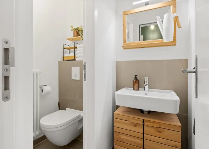 Premium Farbenfrohes Urban Hideaway & Parkplatz Apartmán Niederdorla